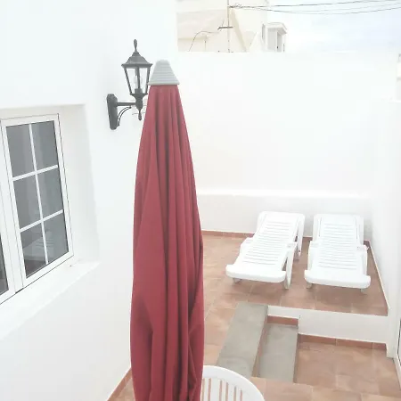 Semesterbostad Casa Olivina 2 *